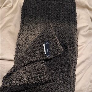 GAP Black and Gray Knit Scarf